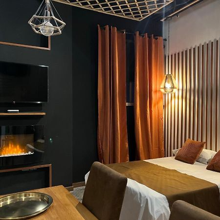 Chic10 Luxury Gran Via Apartment Madrid Exterior photo