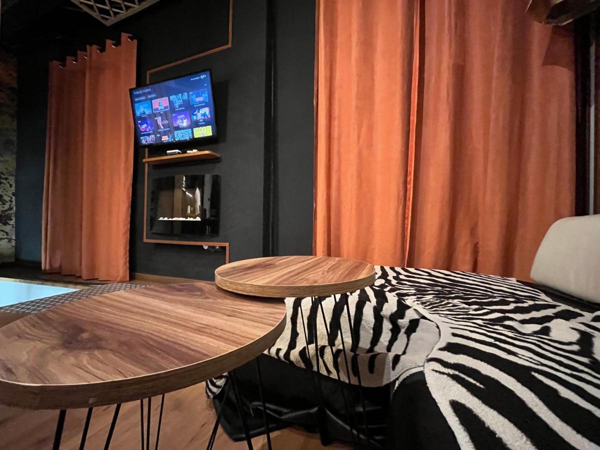 Chic10 Luxury Gran Via Apartment Madrid Exterior photo